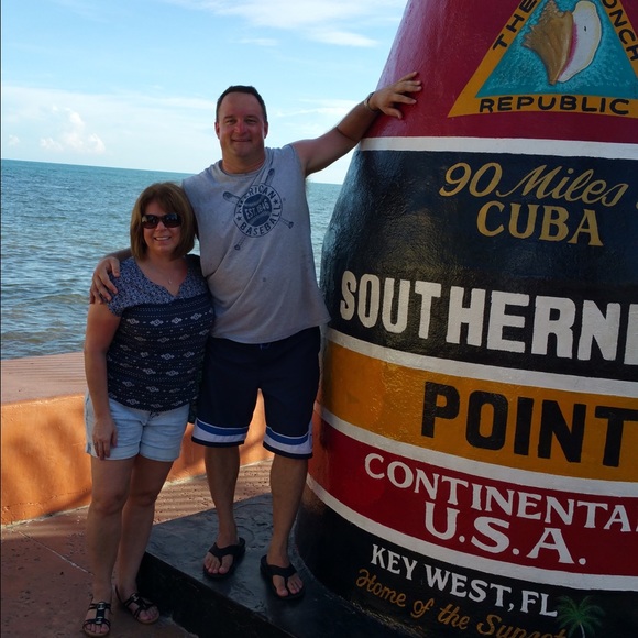 Profile Picture of Toni Strepek (@toniskkc) on Poshmark