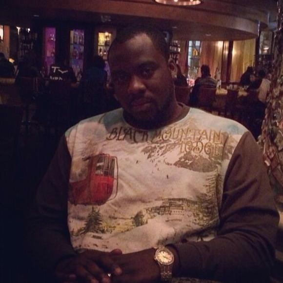 Profile Picture of Jeremy Smith (@jeremsm08) on Poshmark