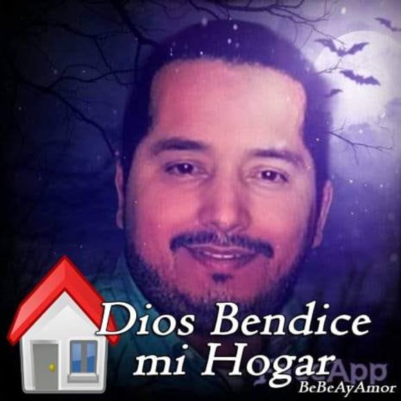 Profile Picture of Ermis Andrade (@ermisandrade) on Poshmark