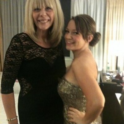 Profile Picture of Debra Pearce (@debrapearce10) on Twitter