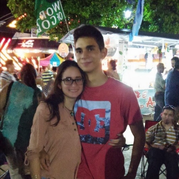 Profile Picture of Gian Rivera (@gianky3) on Poshmark