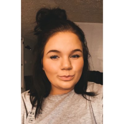 Profile Picture of Madison Hunt (@m_hunt_222) on Twitter