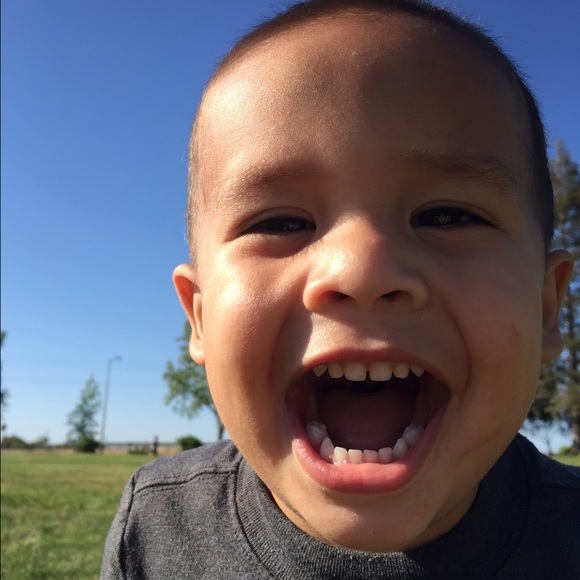 Profile Picture of Inez Onate (@curtismylove) on Poshmark