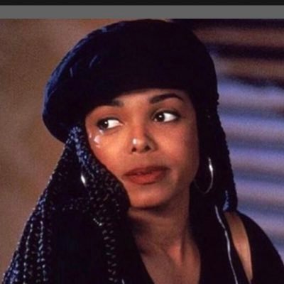 Profile Picture of Ariel Barnett (@Ariel_barnett98) on Twitter