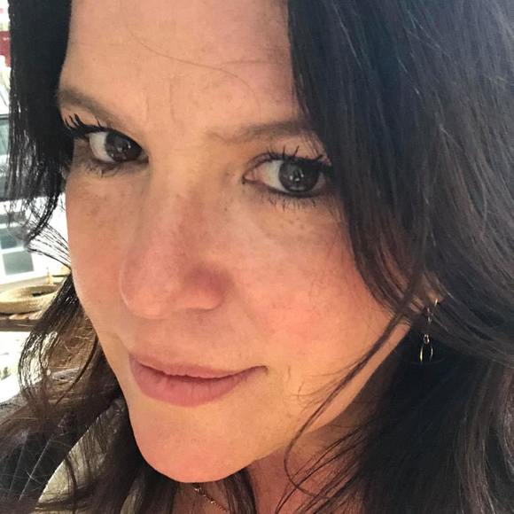 Profile Picture of Nina Revering (@reverings) on Poshmark