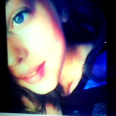 Profile Picture of Lilly Bowenon Twitter