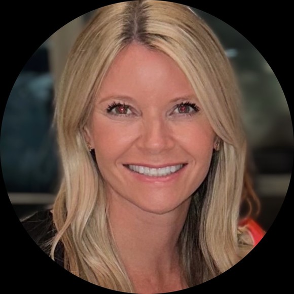 Profile Picture of Tiffany Rauls (@ntiffany1) on Poshmark