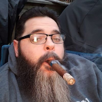 Profile Picture of Eric Roach (@paparoachbbq) on Twitter