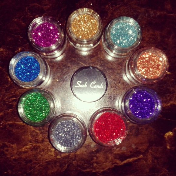 Profile Picture of Geniece Labbe (@snobcandi) on Poshmark