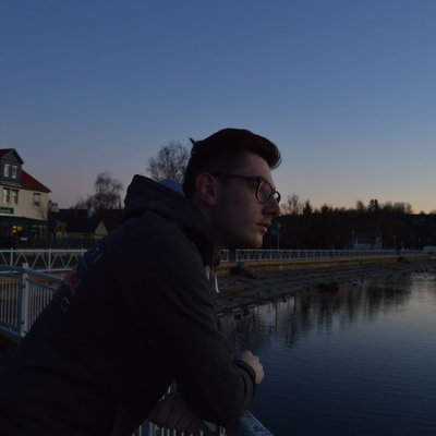 Profile Picture of Steven Heinze (@HeinzeSteven) on Twitter