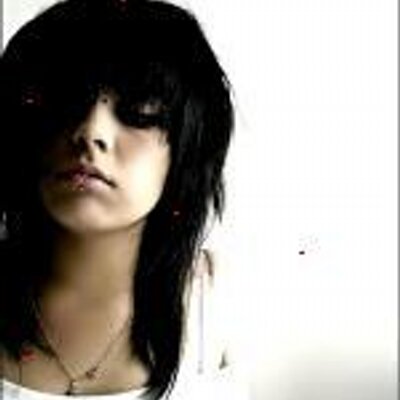 Profile Picture of Maria Sampson (@pufofofi) on Twitter