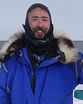 Profile Picture of Aaron Linsdauon Wikipedia