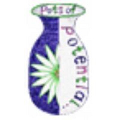 Profile Picture of Rose Chalmers (@potsofpotential) on Twitter