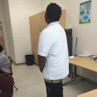 Profile Picture of Dino Walker (@Stakk_F0ld_H0ld) on Twitter