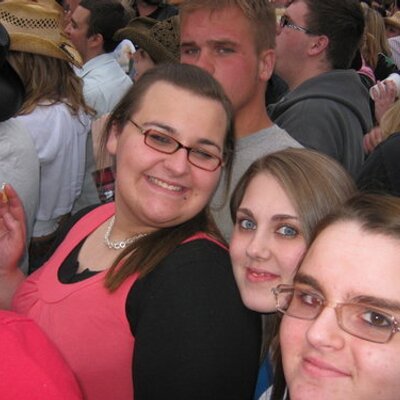 Profile Picture of Tera Adkins (@Tera_Renee13) on Twitter