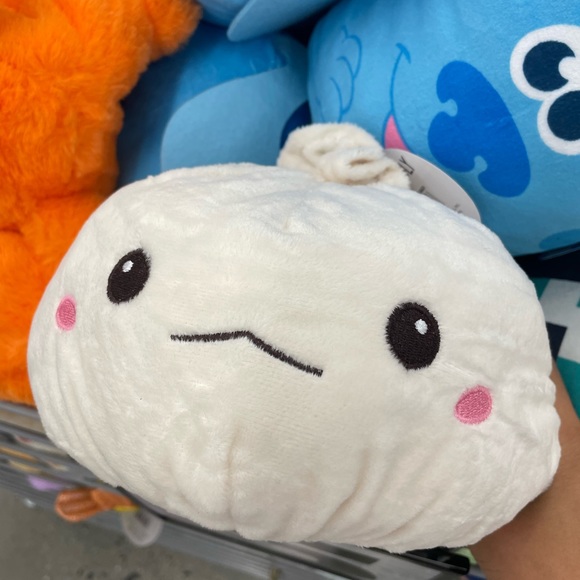 Profile Picture of Amara Williams (@shopping45518) on Poshmark