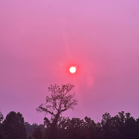 Profile Picture of Dep Dep (@defonotdestinee) on Poshmark