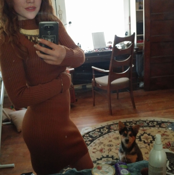 Profile Picture of Ivy Zerphey (@izerphey) on Poshmark