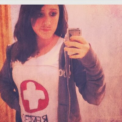 Profile Picture of Lisa Maxim (@lisapolisa) on Twitter