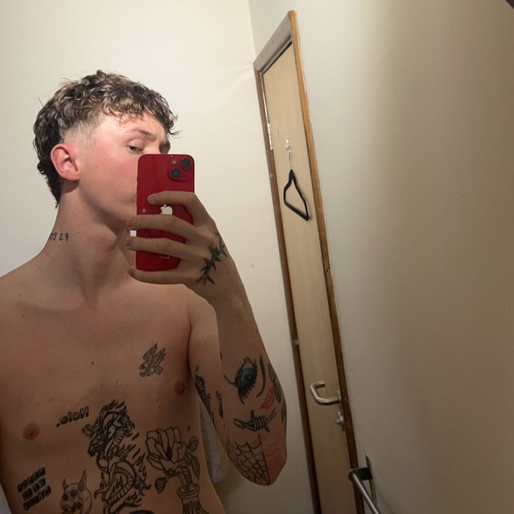 Profile Picture of Lewis Crabtree (@forevercrabie) on Tiktok