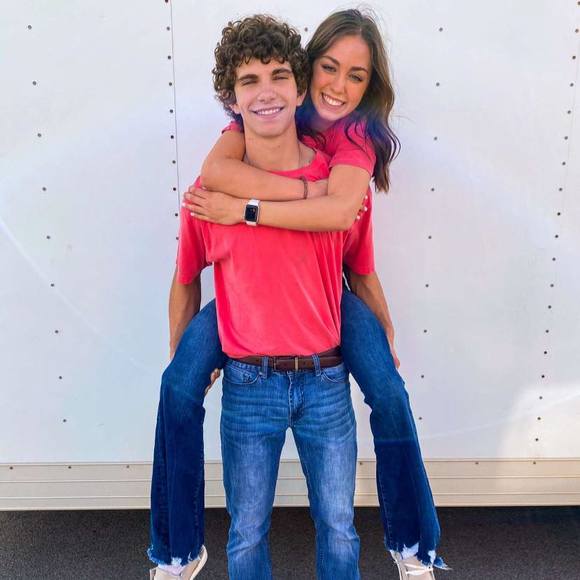 Profile Picture of Cory Mathis (@cjmathis04) on Poshmark