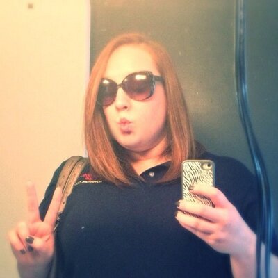 Profile Picture of Whitney (@WhitneyShea007) on Twitter