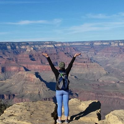 Profile Picture of Lindsay Thompson (@LindsayThomps95) on Twitter
