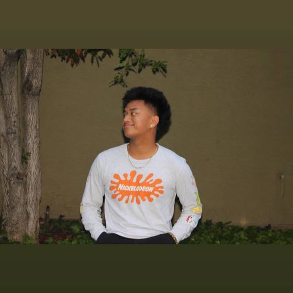 Profile Picture of Vonchristian Ilano (@vericilano) on Poshmark