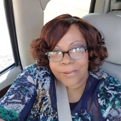 Profile Picture of Yolanda McKinney (@MommaKnosBest56) on Twitter