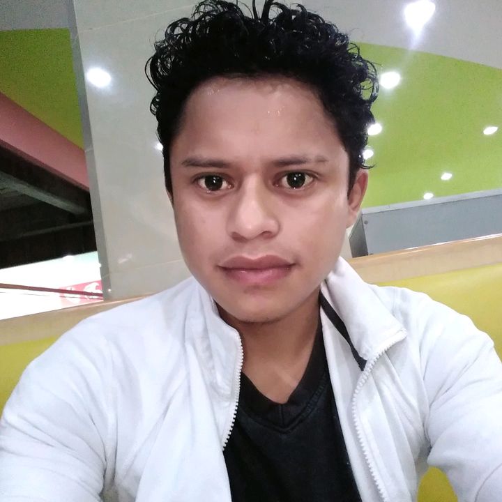 Profile Picture of byronpivaral0 (@byronpivaral91) on Tiktok