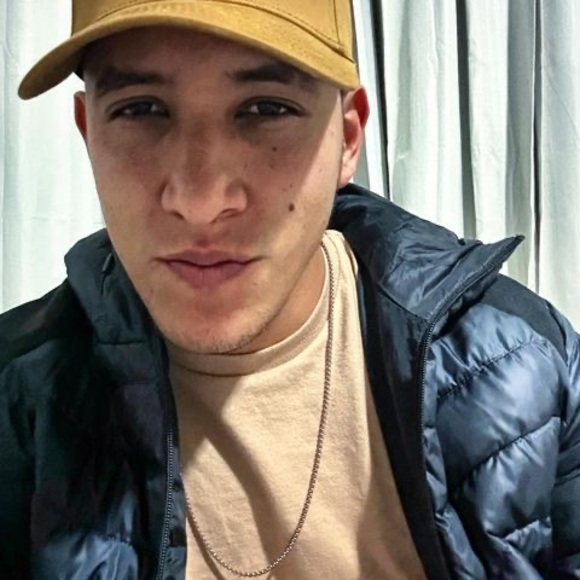 Profile Picture of Jonathan Palacios (@antonio_cms10) on Poshmark