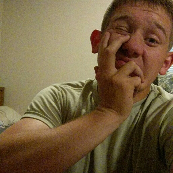 Profile Picture of Isaac Perry (@isaacap7) on Poshmark