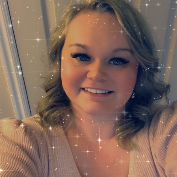Profile Picture of Jessica Enfinger (@babybug1458) on Poshmark