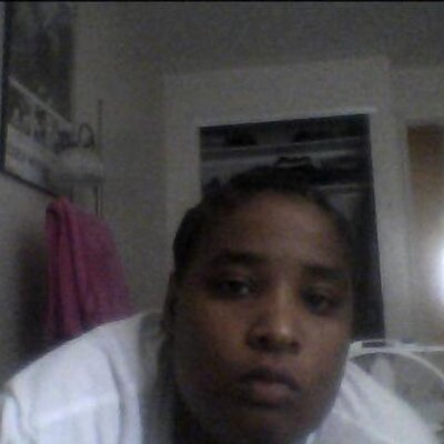 Profile Picture of Vivian Wade (@prettyeyesyayya) on Twitter