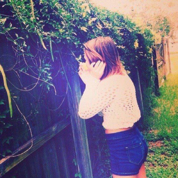 Profile Picture of Maddie Elstad (@maddie_luvs_you) on Poshmark