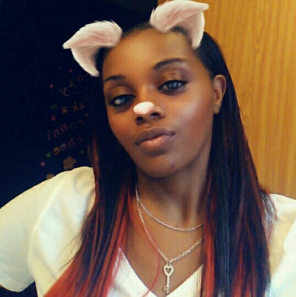 Profile Picture of Stacey Haley (@haleysta29) on Poshmark