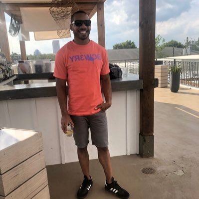 Profile Picture of Charles Burns (@Optimus_Chuck) on Twitter