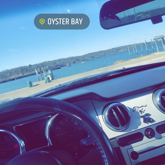 Carlos Navarrethe - Poshmark Profile Picture of Carlos Navarrethe (@cnavarrethe) on Poshmark