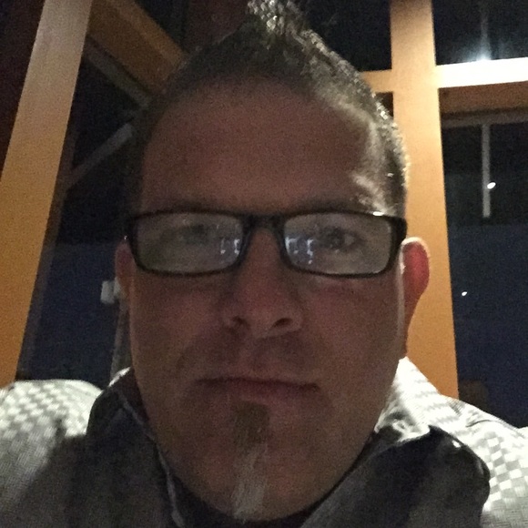 Profile Picture of Jason Berman (@jasonsbiz74) on Poshmark