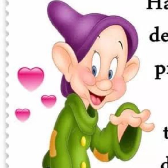 Debora Santos - Poshmark Profile Picture of Debora Santos (@debora07) on Poshmark