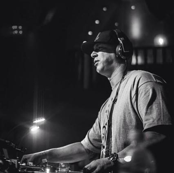 Profile Picture of Joseph Rizzo (@djriznyc) on Poshmark