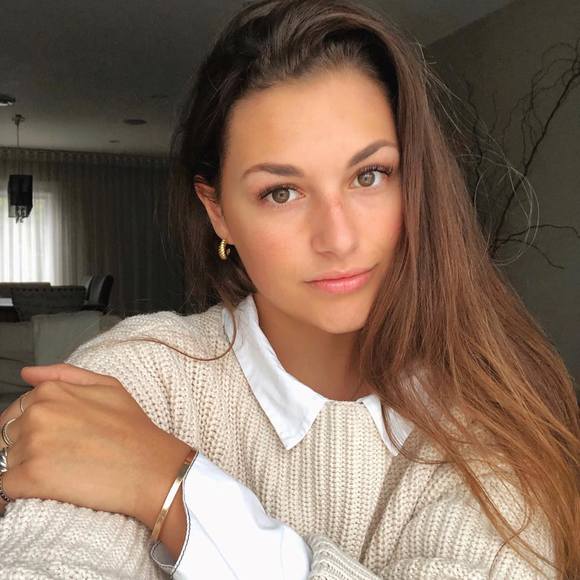 Audrey-michelle Brousseau - Poshmark Profile Picture of Audrey-michelle Brousseau (@audreymbrouss) on Poshmark