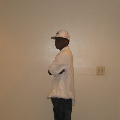 Profile Picture of DEVON BOOKER (@DEVONNOOKER) on Twitter