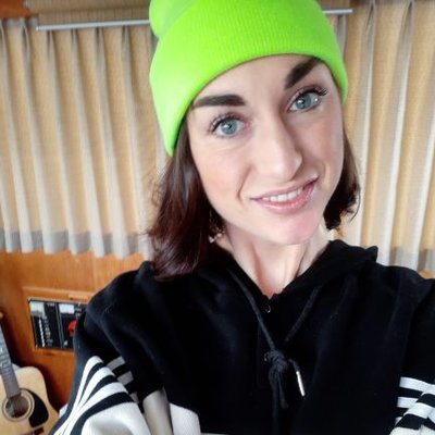 Profile Picture of Cousin Kate (@KateKutka) on Twitter