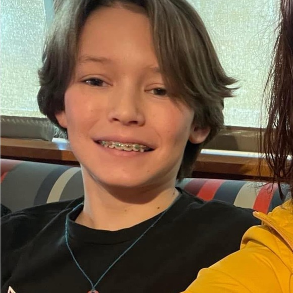 Profile Picture of Justin Urdahl (@justinurdahl) on Poshmark