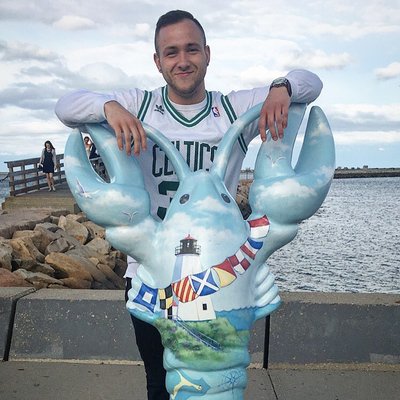 Profile Picture of Devin Maguire (@Dmaguido) on Twitter