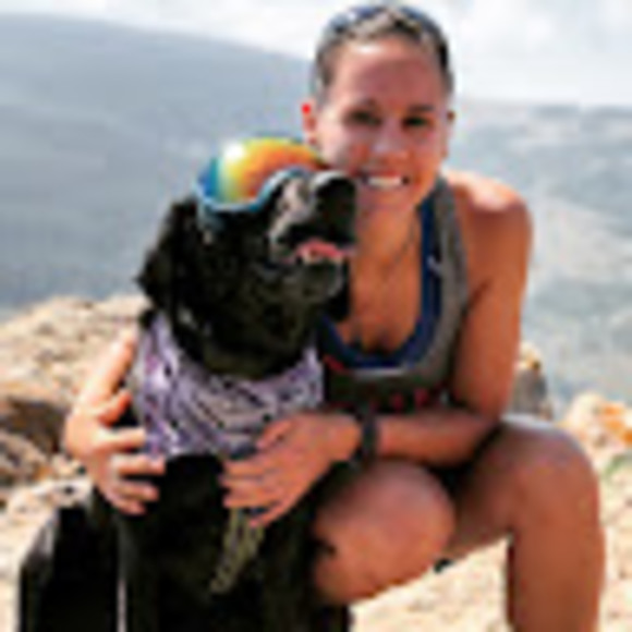 Profile Picture of Elizabeth Shearon (@eshearon91) on Poshmark