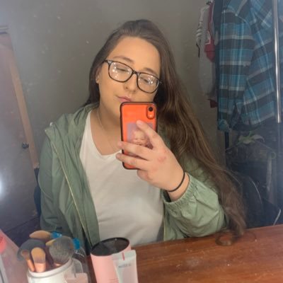 Profile Picture of SteFani (@_QueenStefanie) on Twitter