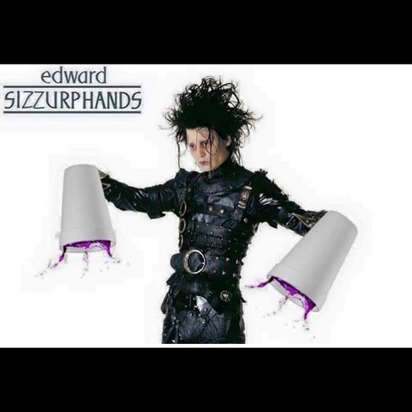 Profile Picture of Jacob Orth (@apexlegend) on Poshmark