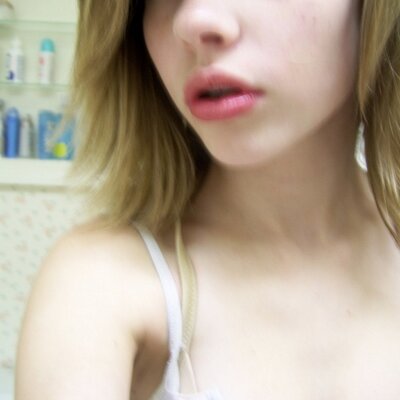 Profile Picture of Hanna Holmes (@hotpiehannah) on Twitter
